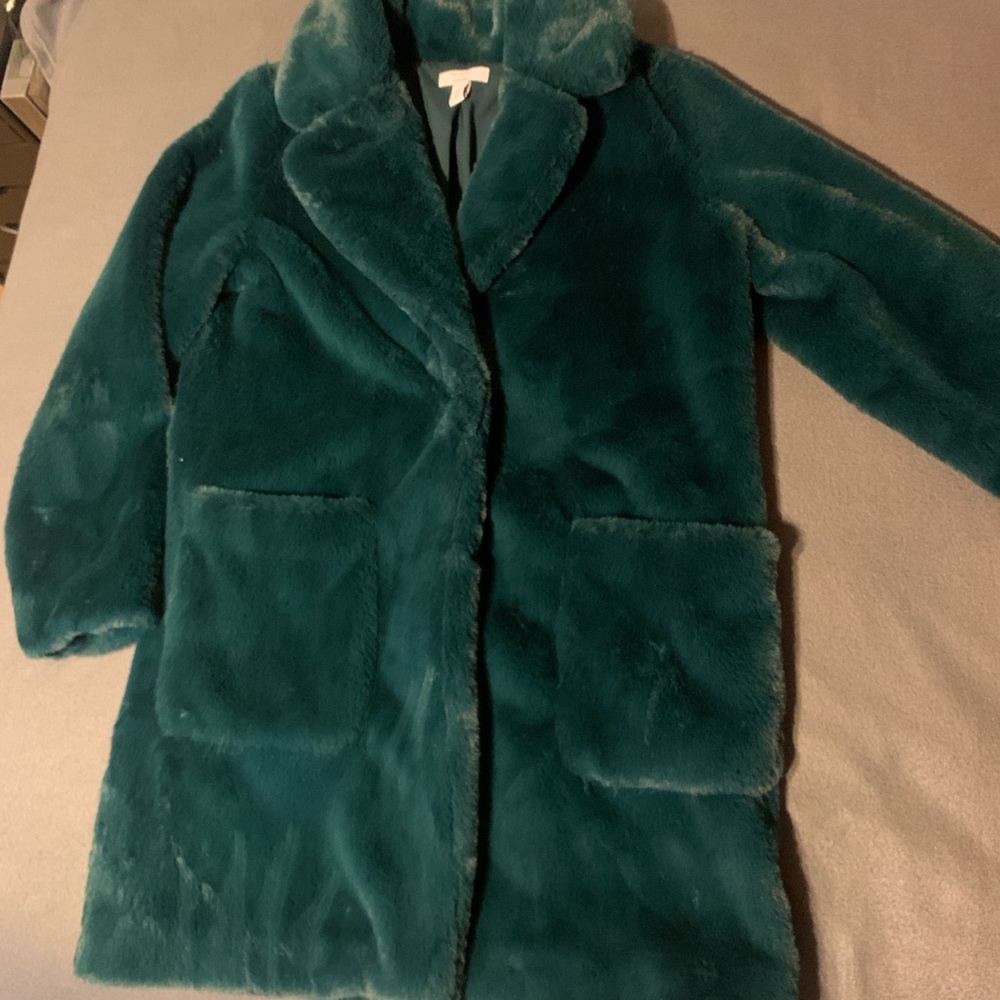 FUR COAT